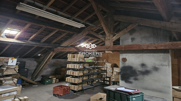 Ma-Cabane - Vente Local commercial Saint-Trivier-de-Courtes, 2720 m²