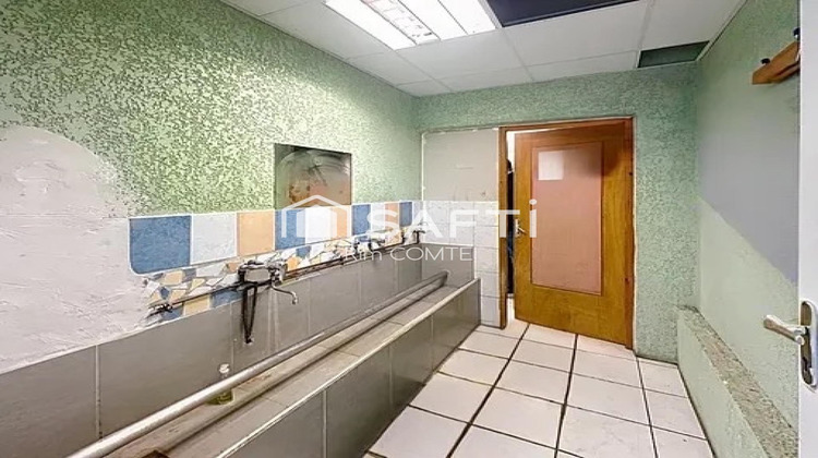 Ma-Cabane - Vente Local commercial Saint-Vallier, 198 m²