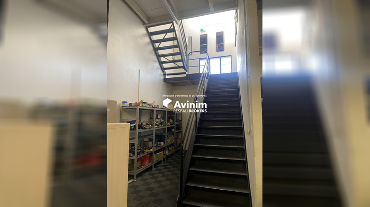 Ma-Cabane - Vente Local commercial Saint-Yorre, 1180 m²