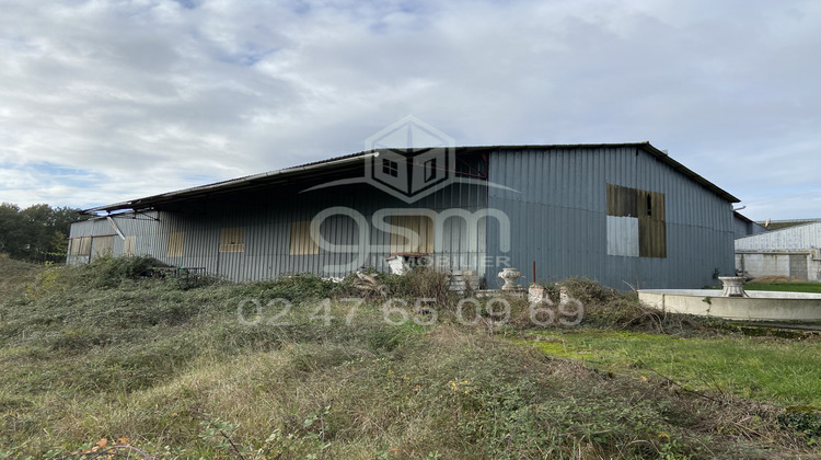 Ma-Cabane - Vente Local commercial Sainte-Catherine-de-Fierbois, 840 m²