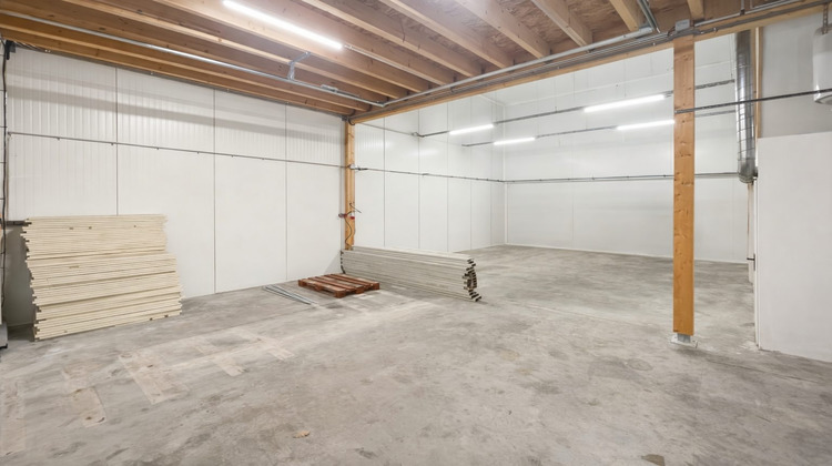 Ma-Cabane - Vente Local commercial Sainte-Consorce, 115 m²