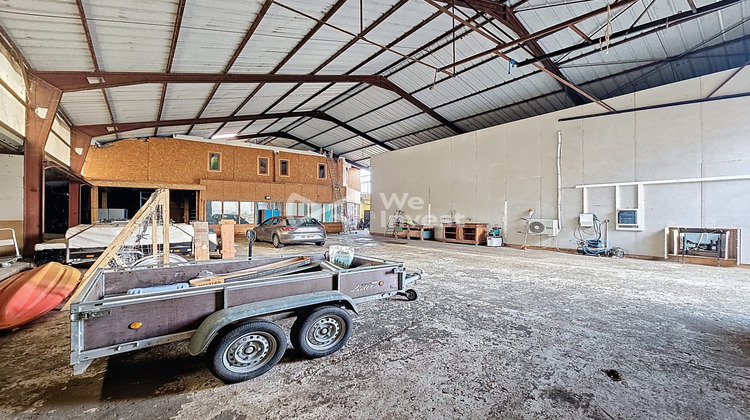 Ma-Cabane - Vente Local commercial Sainte-Eulalie-d'Olt, 761 m²