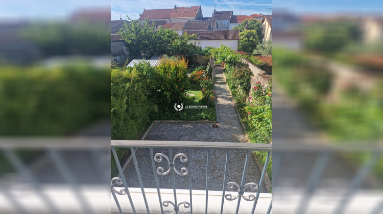 Ma-Cabane - Vente Local commercial Sainte-Livrade-sur-Lot, 180 m²