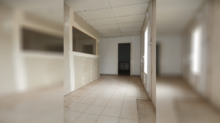 Ma-Cabane - Vente Local commercial Sainte-Marie, 275 m²