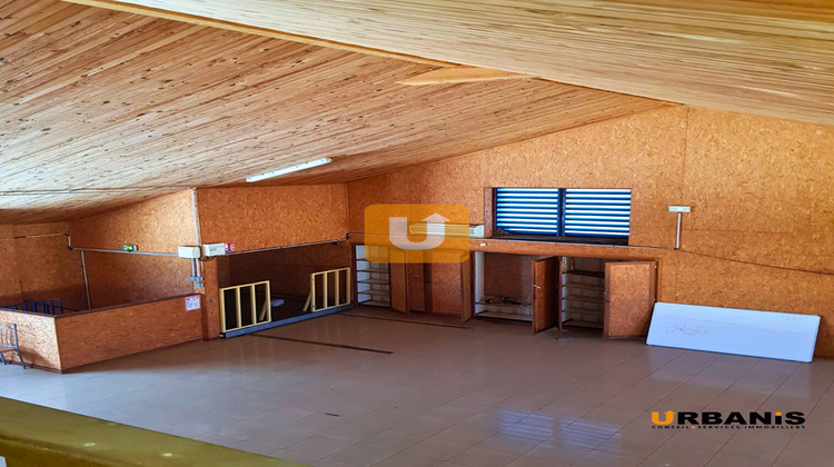 Ma-Cabane - Vente Local commercial Sainte-Marie, 880 m²