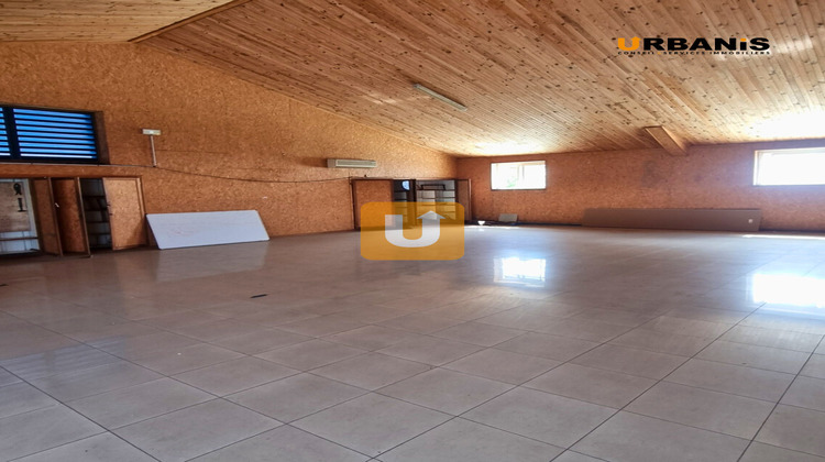 Ma-Cabane - Vente Local commercial Sainte-Marie, 880 m²