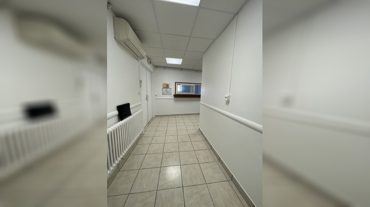 Ma-Cabane - Vente Local commercial Saintes, 250 m²