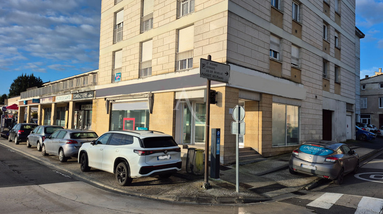 Ma-Cabane - Vente Local commercial SAINTES, 88 m²