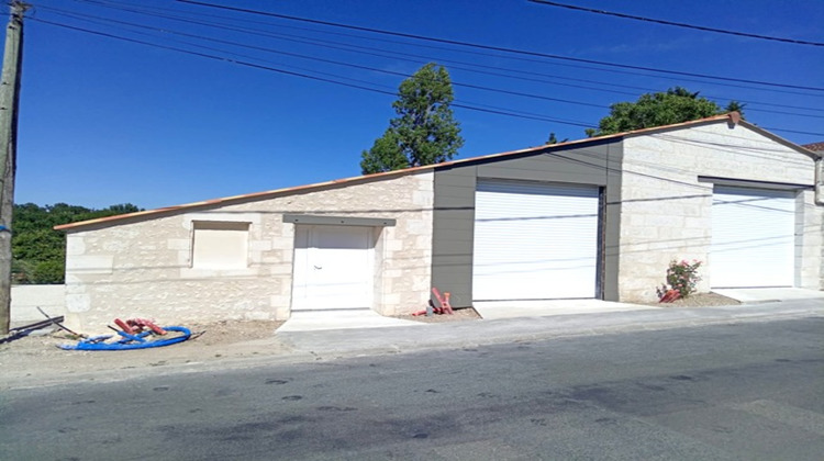 Ma-Cabane - Vente Local commercial SAINTES, 162 m²