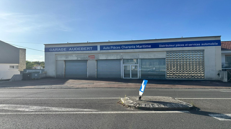 Ma-Cabane - Vente Local commercial Saintes, 380 m²