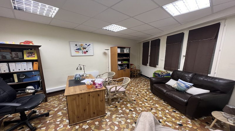 Ma-Cabane - Vente Local commercial Salles, 350 m²