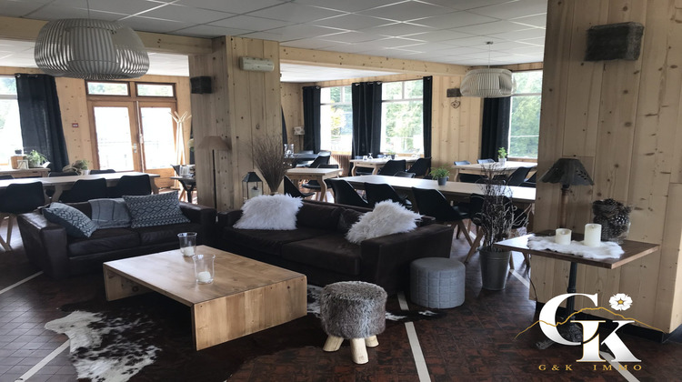 Ma-Cabane - Vente Local commercial Sarcenas, 1264 m²