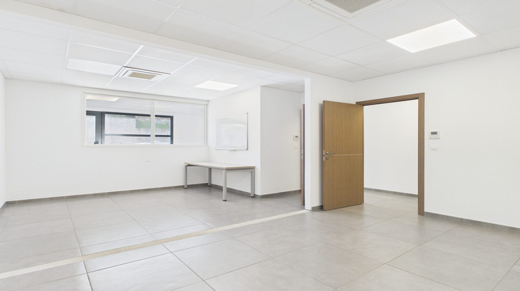 Ma-Cabane - Vente Local commercial Sarrola-Carcopino, 85 m²