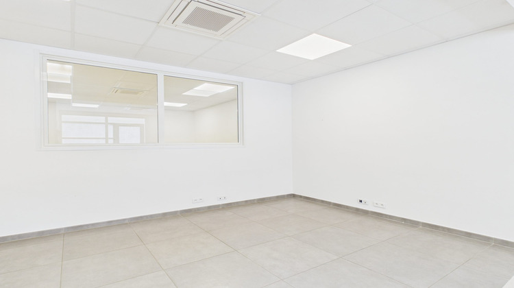 Ma-Cabane - Vente Local commercial Sarrola-Carcopino, 85 m²