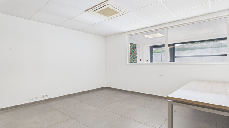 Ma-Cabane - Vente Local commercial Sarrola-Carcopino, 85 m²