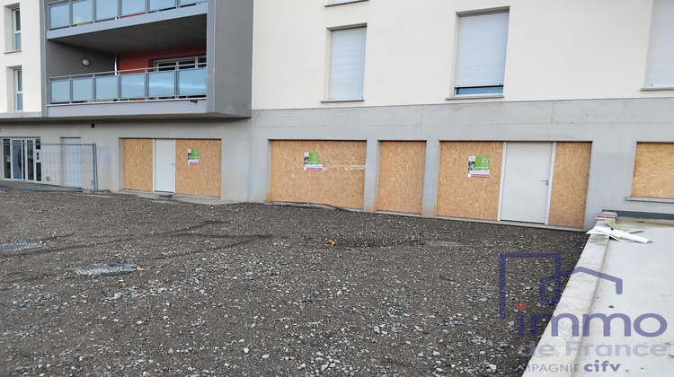 Ma-Cabane - Vente Local commercial Savigneux, 255 m²