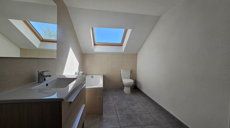 Ma-Cabane - Vente Local commercial SCIEZ, 244 m²