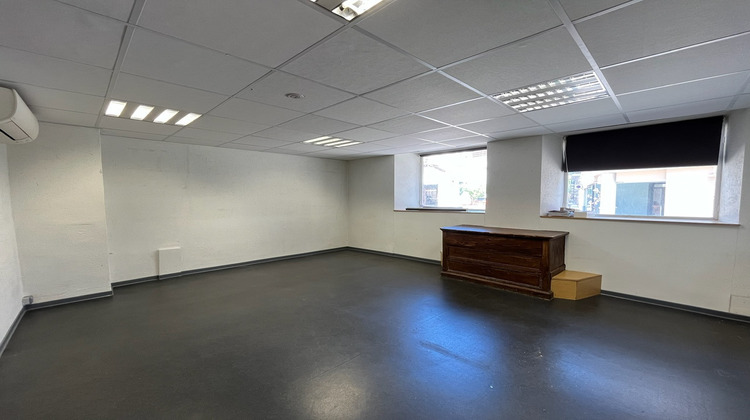 Ma-Cabane - Vente Local commercial SELESTAT, 82 m²