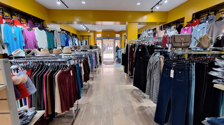 Ma-Cabane - Vente Local commercial Sens, 100 m²