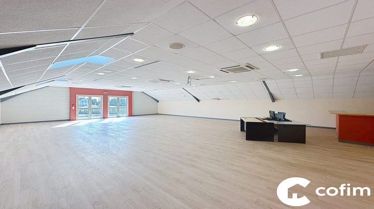 Ma-Cabane - Vente Local commercial Serres-Castet, 1069 m²