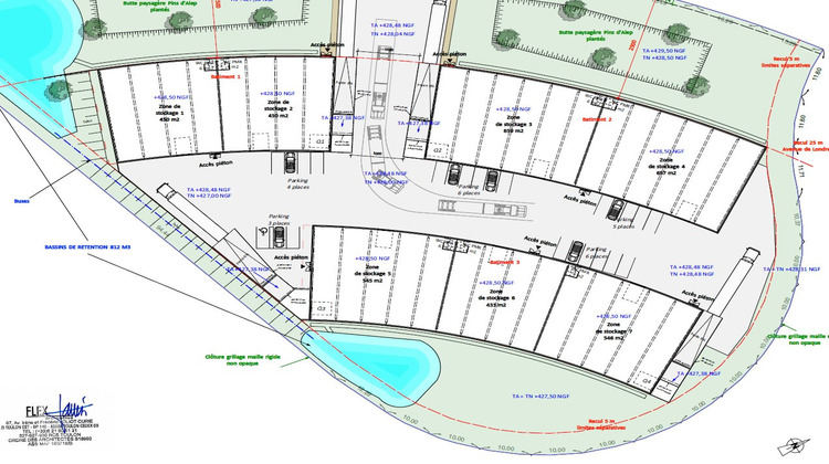Ma-Cabane - Vente Local commercial SIGNES, 900 m²