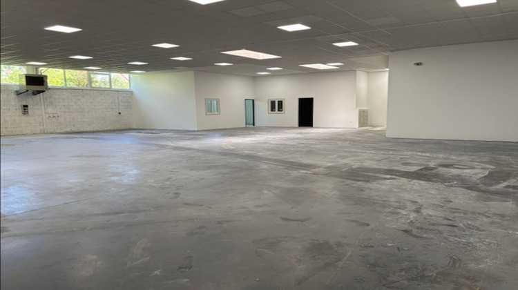 Ma-Cabane - Vente Local commercial SORBIERS, 800 m²