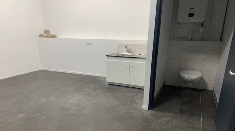 Ma-Cabane - Vente Local commercial SORBIERS, 800 m²