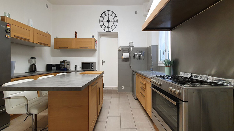 Ma-Cabane - Vente Local commercial SOUCIEU-EN-JARREST, 132 m²