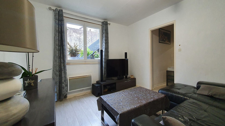 Ma-Cabane - Vente Local commercial SOUCIEU-EN-JARREST, 132 m²