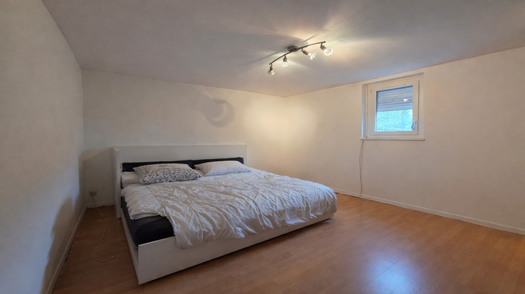 Ma-Cabane - Vente Local commercial SOUCIEU-EN-JARREST, 132 m²