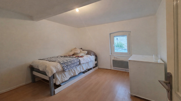 Ma-Cabane - Vente Local commercial SOUCIEU-EN-JARREST, 132 m²