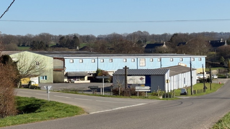 Ma-Cabane - Vente Local commercial Sourdeval, 1600 m²