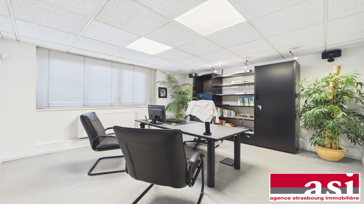 Ma-Cabane - Vente Local commercial Strasbourg, 166 m²