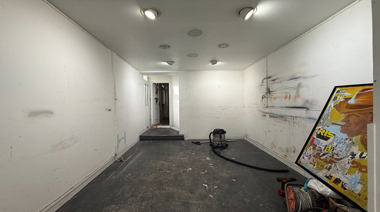 Ma-Cabane - Vente Local commercial SURESNES, 53 m²