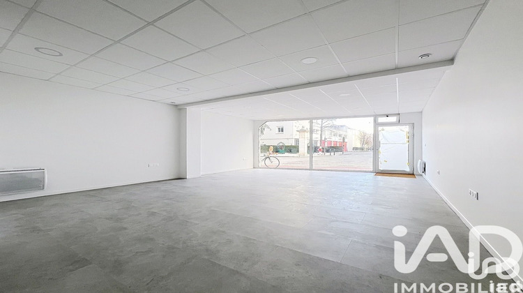 Ma-Cabane - Vente Local commercial Suresnes, 123 m²