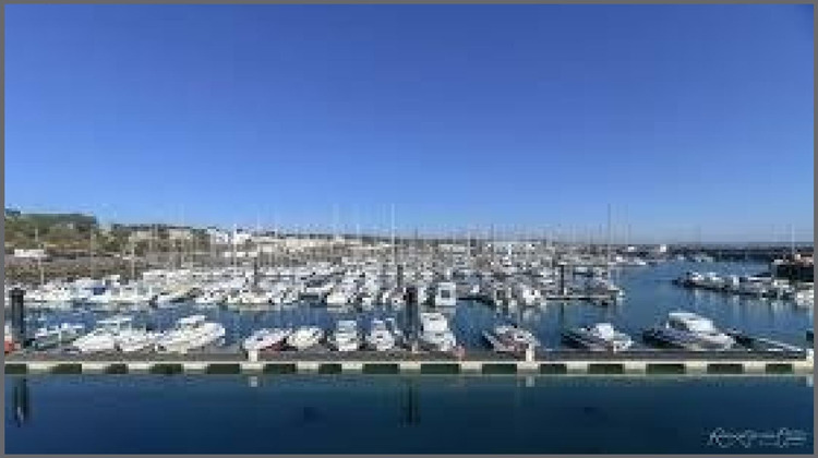 Ma-Cabane - Vente Local commercial Talmont-Saint-Hilaire, 200 m²