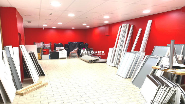 Ma-Cabane - Vente Local commercial Taninges, 102 m²