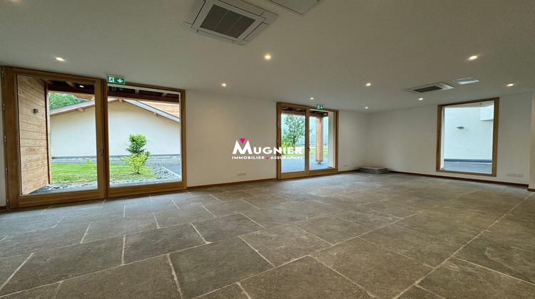 Ma-Cabane - Vente Local commercial Taninges, 82 m²