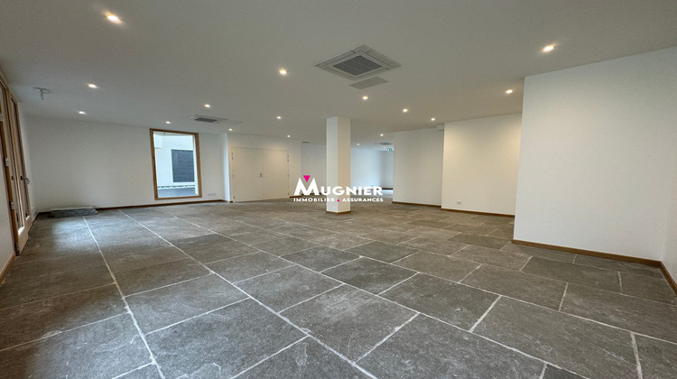 Ma-Cabane - Vente Local commercial Taninges, 82 m²