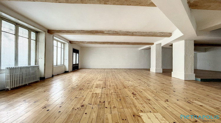 Ma-Cabane - Vente Local commercial Tarare, 207 m²