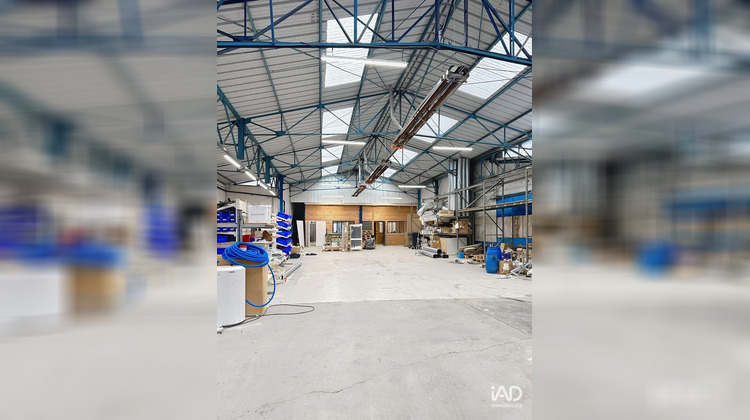 Ma-Cabane - Vente Local commercial Tarare, 827 m²