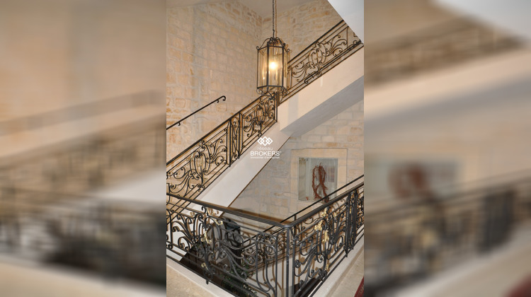 Ma-Cabane - Vente Local commercial Tarascon, 2400 m²