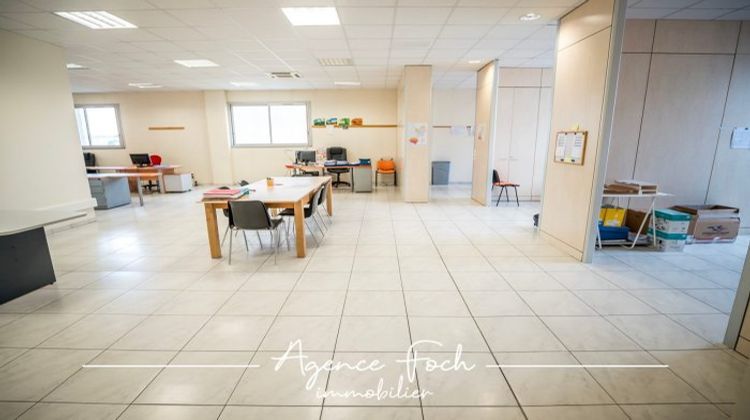 Ma-Cabane - Vente Local commercial Tarbes, 338 m²