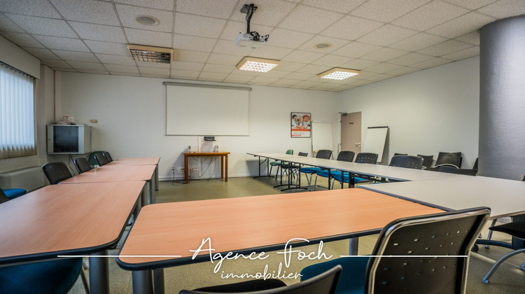 Ma-Cabane - Vente Local commercial Tarbes, 822 m²