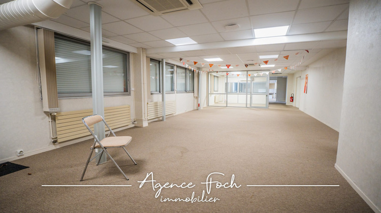 Ma-Cabane - Vente Local commercial Tarbes, 822 m²