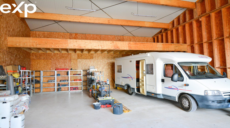 Ma-Cabane - Vente Local commercial Targon, 185 m²