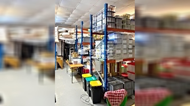 Ma-Cabane - Vente Local commercial Tergnier, 421 m²