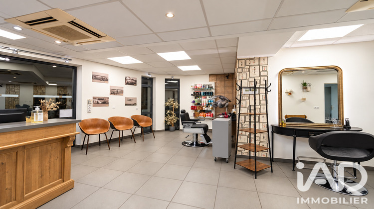 Ma-Cabane - Vente Local commercial Terrasson-Lavilledieu, 65 m²
