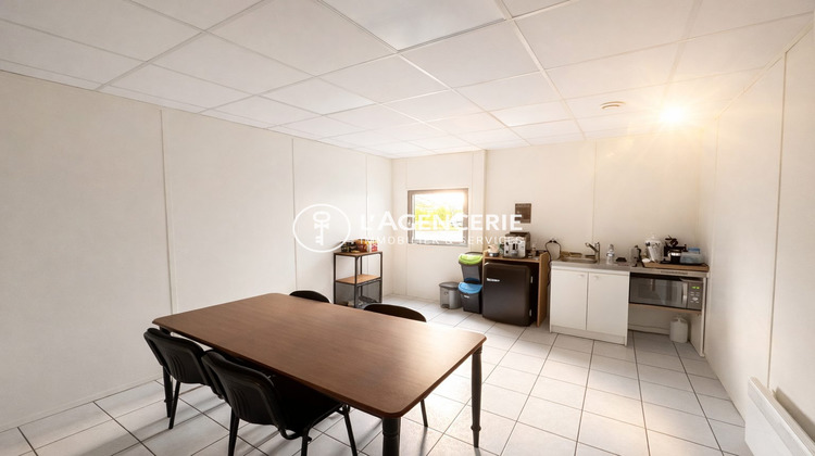 Ma-Cabane - Vente Local commercial Terssac, 650 m²