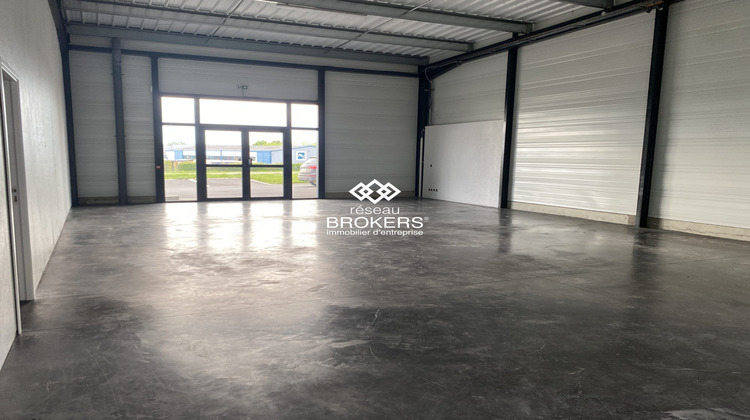 Ma-Cabane - Vente Local commercial Thiers, 320 m²